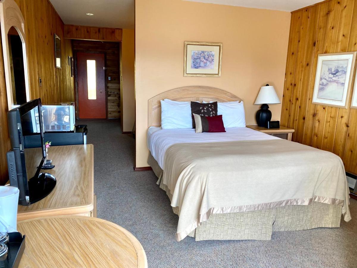 Motel Bo Radium Radium Hot Springs Zewnętrze zdjęcie